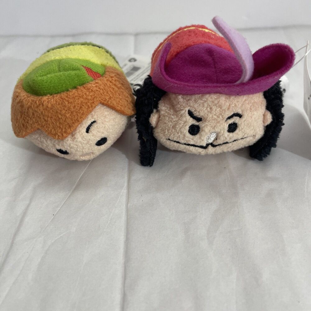 Tsum Tsum Disney Peter Pan Lot Mini Plush 3.5” Peter Pan Captain Hook With Tags